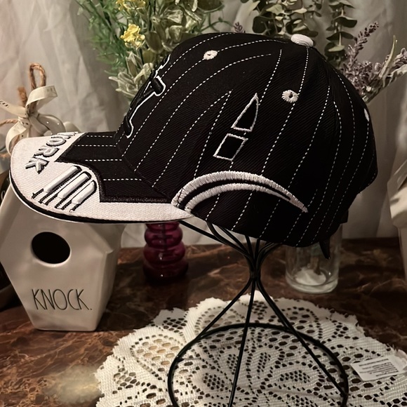 Yankees adjustable baseball cap - Picture 3 of 6